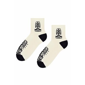 Čierno-biele vzorované ponožky 118